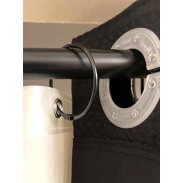 Imagem de 24 ganchos de cortina de chuveiro, anéis de metal deslizantes lisos para varões de banheiro, ganchos pretos com design de junta de encaixe, anéis de cortina duráveis para fácil instalação