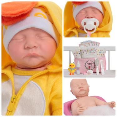 Imagem de Boneca Reborn Bebe Lívia Patinho Pelúcia Bolsa Acessórios - Cegonha Re