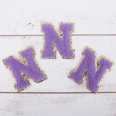 Imagem de Pacote com 3 adesivos de Chenille Iron On Glitter Varsity Letter "N" - Tecido de chenille lavanda com acabamento em glitter dourado - Costurar ou passar - 5,5 cm de altura
