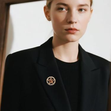 Imagem de Broche de relógio estrela de Davi para joias de festa de dança e cerimônia