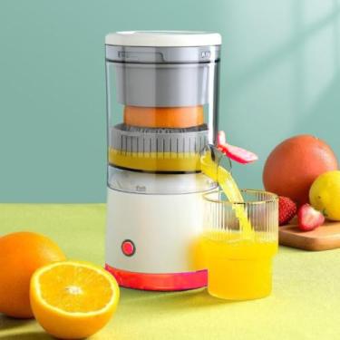 Imagem de Espremedor elétrico recarregável, utensílio de cozinha portátil para fazer suco de laranja, espremer laranjas, limões, kiwi, toranjas e sucos cítricos. Vem com carregamento USB e uma escova de limpeza