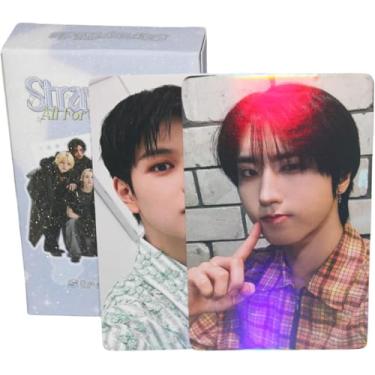 Imagem de Yuto Stray Kids Laser Photocard 55 peças Stray Kids Album Photocard Stray Kids lomo Cards Straykids Album Card Stray Kids Cartões de foto cartão postal presente para fãs, filha
