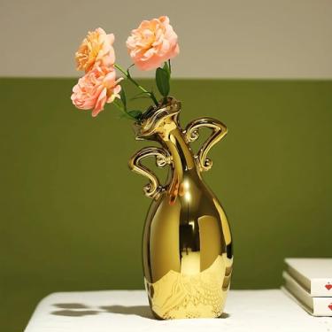 Imagem de Vaso pequeno de cerâmica dourada, um novo e bonito vaso de formato único, vaso de decoração de casa moderno de 17 cm, pode ser usado como decoração de casa dourada para mesas de jantar, estantes e
