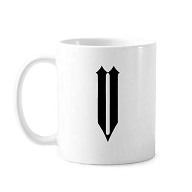 Imagem de Algarismos romanos Cinco em silhueta preta Caneca cerâmica café porcelana louça