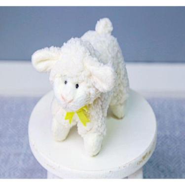 Imagem de Pelucia ovelha dolly 18 cm - detalhe laço  - CKD CONFECCOES, Amarelo