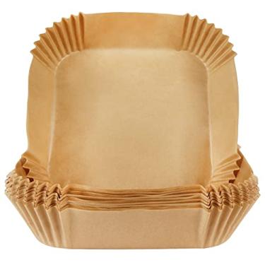 Imagem de BYKITCHEN Papel de pergaminho Air Fryer, forros quadrados para fritadeira a ar para assar micro-ondas, 50 peças de papel de filtro para fritadeira a ar de 6,5/8,3 polegadas, compatível com Corsori, Ninja, Cuisinart Air Fryer e mais