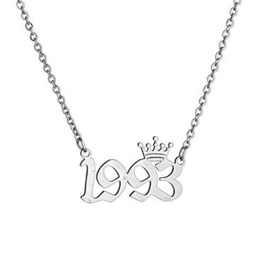 Imagem de MICOMAKA Número de ano de nascimento com colar de coroa, inglês antigo, joia de aniversário memorável para mulheres e meninas, joia de aniversário personalizada, pingente de aço inoxidável de ouro