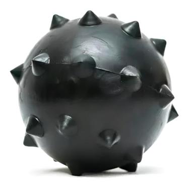 Imagem de Bola de Borracha para Cães, Preta, Tamanho G, 9.5cm de Diâmetro, com Cravos Massageadores para Limpeza Dental e Higiene Bucal, Brinquedo Resistente