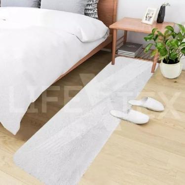 Imagem de Passadeira Peluda 2m x 60cm (Branco)