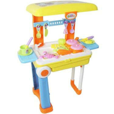 Imagem de Kit Cozinha Infantil 3 em 1 vira Maleta e Mochila Bancada Rodinha Colo