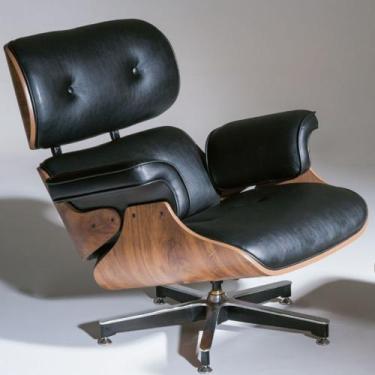 Imagem de Poltrona Charles Eames Pau Ferro Couro Natural Preto 26606 - Sun House