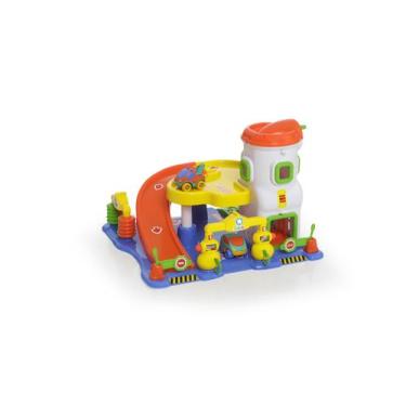 Auto Posto com Estacionamento em Madeira TL698 Tooky Toys - Casa do  Brinquedo® Melhores Preços e Entrega Rápida