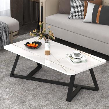 Imagem de Mesa de café de vidro, mesa de café retangular moderna e mesa de extremidade, mesa de mármore falsa com estrutura de base de metal preto, conjuntos de mesa de estar modernos para apartamento