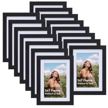 Imagem de Conjunto de 15 porta-retratos EYMPEU Black Wood 4x6 para parede/mesa