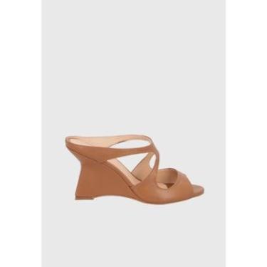 Imagem de Sandália Anabela Couro Recortes Caramelo Luiza Barcelos-Feminino
