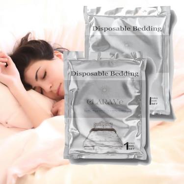 Imagem de A roupa de cama de tecido de algodão não tecido descartável King Size da ClaraVé contém fronha, lençol e capa de colcha