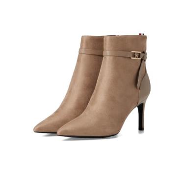 Imagem de Tommy Hilfiger Bota feminina elegante no tornozelo com bico fino e salto agulha, feita de camurça sintética, Lt Glazie/Lt Glazie, 38