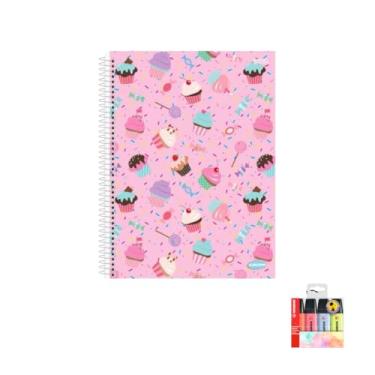 Imagem de Kit Caderno Feminino 10 Matérias KBOM 200 Folhas + Caneta Esferográfica Spiro Azul e Preta + Marca Texto Boss 4 Cores Pastel