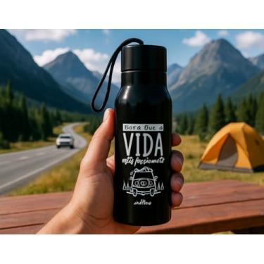 Imagem de Garrafa Isotermica Inox 650ml - Frase "Bora que a Vida Está Passando" - Compacta, Leve, Perfeita para Porta Copos, Academia Viagens Trabalho Esportes Presente (PRETO)