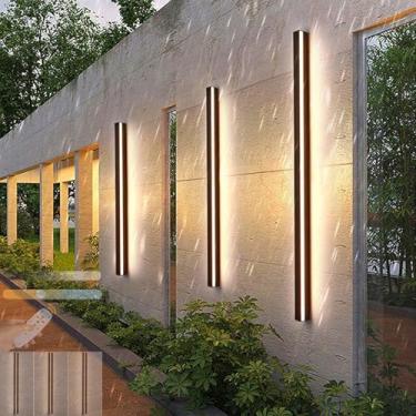 Imagem de Luzes de parede LED internas/externas com controle remoto, lâmpada de parede preta ajustável, 3 cores, arandela de parede IP65 à prova d'água moderna de alumínio para jardim, pátio, garagem, varanda