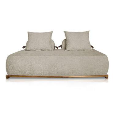 Imagem de Sofá 3 Lugares 2,20m com Base de Madeira Bouclé - Agius Lucadi Home, L