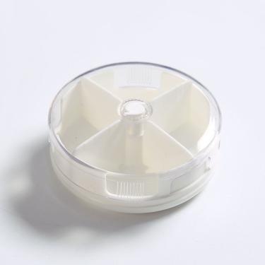 Imagem de Caixa de Medicamentos Portátil Mini para Viagem com 4 Compartimentos em Material Transparente Resistente Branco