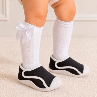 Imagem de Kit Sapatnho Bebê com Meia Branca Macia Laço Cetim - My Tot, Preto, Br