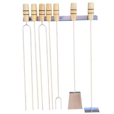 Imagem de Kit 4 Espetos + Garfo - Rastelo E Pá P/brasa 49 Cm + Brinde - Riomar E