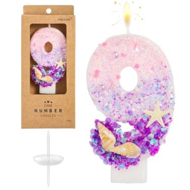 Imagem de PHD CAKE Número 9 velas roxas de aniversário na praia, celebração de festa