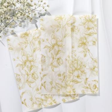 Imagem de UNIQOOO Pacote com 50 jaquetas de veludo Grace Bloom estampadas em ouro claro pré-dobradas para convites de 12 x 17 cm, jaqueta de veludo transparente 115 GSM para casamentos e eventos com tema