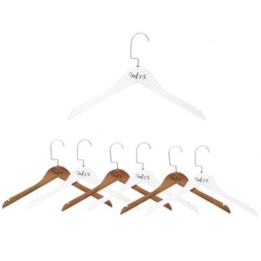 Imagem de Cabides de madeira para noivas Mr. and Mrs, 7 peças (4 brancos + 3 vintage)