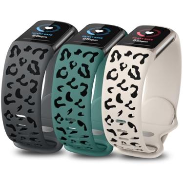 Imagem de Minyee Pacote com 3 pulseiras femininas com gravação de leopardo, compatível com Fitbit Charge 6/Charge 5, estampa de guepardo, de silicone macio, designer esportivo chique de verão, pulseira de