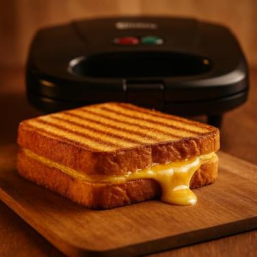 Imagem de Sanduicheira Elétrica 750W 127V Antiaderente | Grill Toast 2 em 1 | Lanche Rápido e Fácil de Limpar | Perfeita para Cozinha Prática e Apartamento
