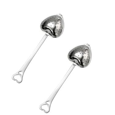 Imagem de 2 coadores de chá prateados para infusor de chá solto em forma de coração, conjunto de filtros de chá, colher longa, canecas de cozinha, difusor com alça, filtro de infusor, filtros, colher de cozinha