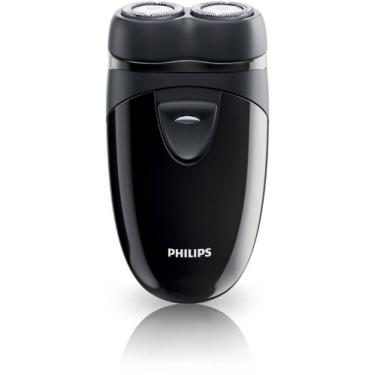 Imagem de Barbeador masculino Norelco Travel com tecnologia de corte fechado e cabeças flutuantes independentes, lâminas autoafiáveis, 2 pilhas AA incluídas por Philips