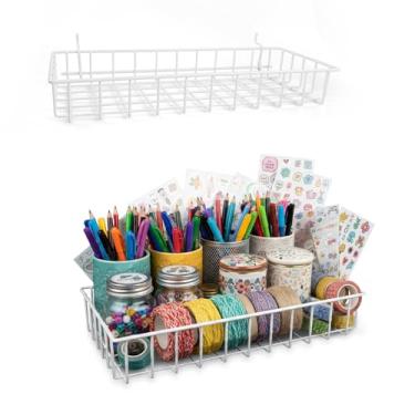 Imagem de G.CORE Cestas grandes para quadro de pinos – Pacote com 2 prateleiras de bandeja rasa de metal para quadros de 1/4 – Suportes de frascos de spray, organizadores de latas para garagem, bancada, loja