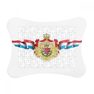 Imagem de Moldura de quebra-cabeça com emblema nacional da bandeira de Luxemburgo para decoração de fotos