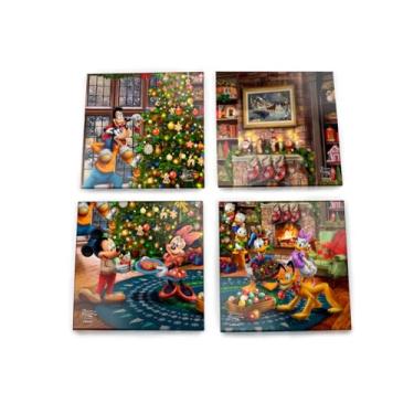 Imagem de Disney – Micky e Minnie aparando a árvore – Conjunto de quatro porta-copos de vidro de 10 x 10 cm – Vem com porta-copos de madeira moderno e elegante – para presentear e colecionar