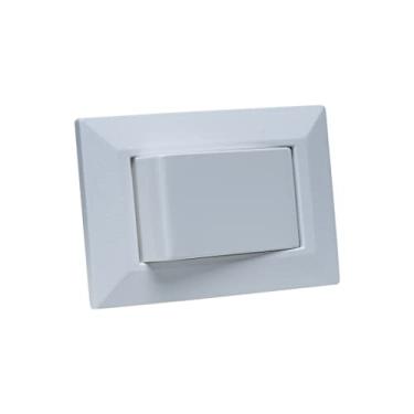 Imagem de Espelho de Tomada Simples Chanfrado com 1 Interruptor Branco