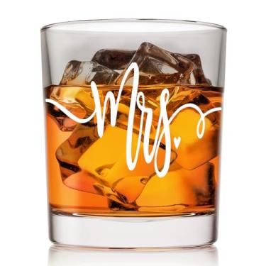 Imagem de Voatok Mrs Gifts Copos de uísque 283 g, chá de panela, casamento, noivado, despedida de solteira, presentes para sua noiva, copos de pedras à moda antiga para mulheres bebendo bourbon escocês coquetel
