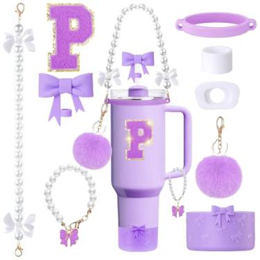 Imagem de MOTEERLLU Conjunto de acessórios de copo Stanley roxo de 9 peças para copo de 850 g 1,587 g com alça, incluindo enfeite de palha de arco e bota, alça de alça de pérola e pingente de alça, adesivo de