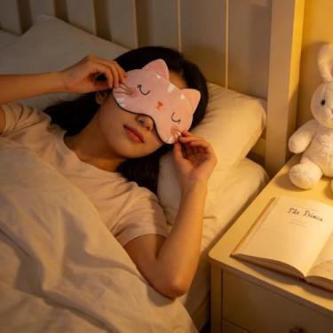 Imagem de 1 máscara de dormir fofa de gato com desenho animado, máscara de dormir blackout com tema de gato, adequada para viagens e cochilos (rosa)