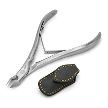 Imagem de GERMANIKURE Aparador de cutículas profissional padrão – Alicate de bico completo 3/4 – Feito eticamente na Alemanha – Removedor de cutículas afiadas de aço inoxidável FINOX em estojo de couro – Ferramenta de manicure, r177, 7 mm