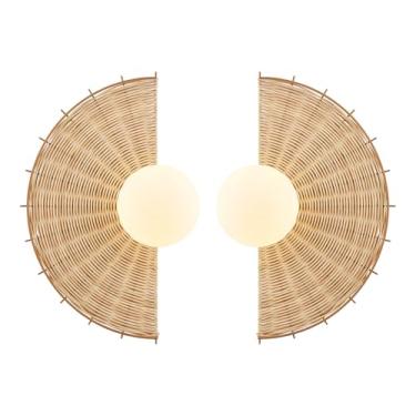 Imagem de MhyTogn Conjunto de duas arandelas de parede de vime com sombra de globo de vidro leitoso boho luzes de parede tecidas à mão lâmpada de parede rústica natural para cabeceira corredor vaidade escada